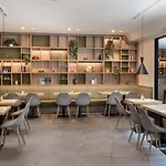 Ibis Styles