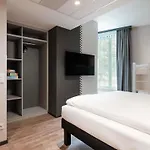 Ibis Styles מלון