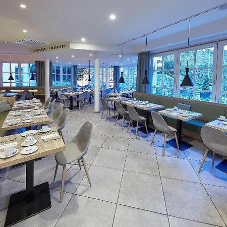 מלון Ibis Styles 3*